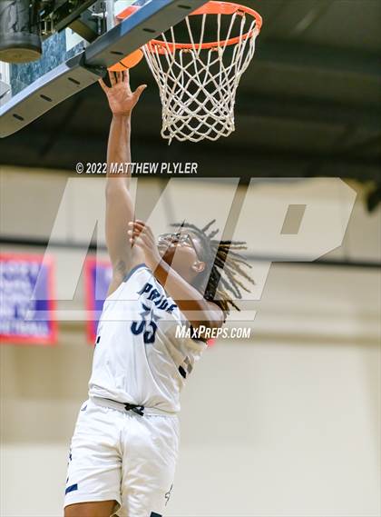 Thumbnail 2 in Henderson Collegiate vs. Wayne Preparatory Academy (Isaac Levy Veterans Day Tournament) photogallery.