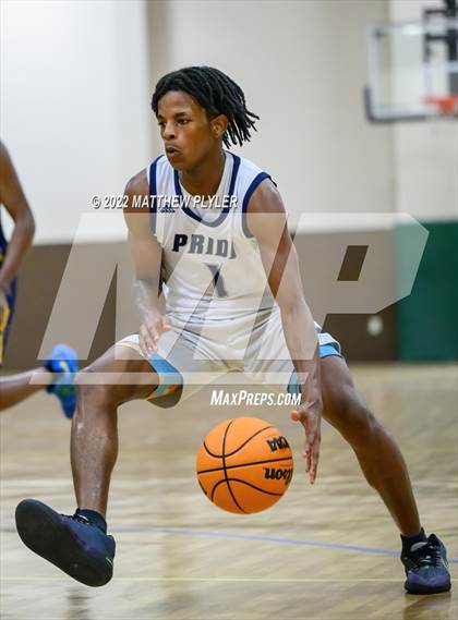 Thumbnail 1 in Henderson Collegiate vs. Wayne Preparatory Academy (Isaac Levy Veterans Day Tournament) photogallery.