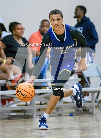 Thumbnail 3 in Henderson Collegiate vs. Wayne Preparatory Academy (Isaac Levy Veterans Day Tournament) photogallery.