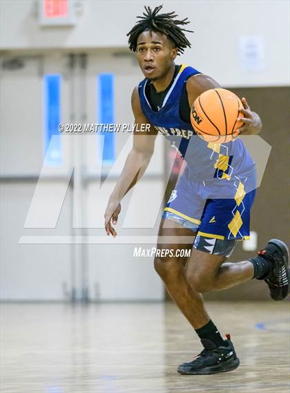 Thumbnail 1 in Henderson Collegiate vs. Wayne Preparatory Academy (Isaac Levy Veterans Day Tournament) photogallery.
