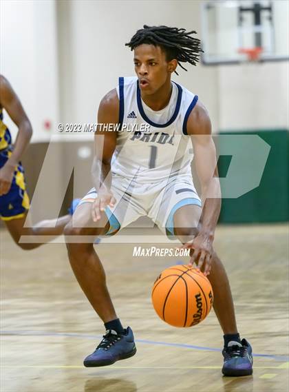 Thumbnail 3 in Henderson Collegiate vs. Wayne Preparatory Academy (Isaac Levy Veterans Day Tournament) photogallery.