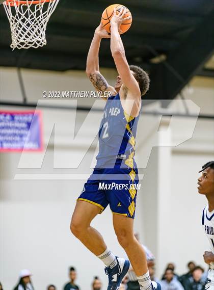 Thumbnail 2 in Henderson Collegiate vs. Wayne Preparatory Academy (Isaac Levy Veterans Day Tournament) photogallery.