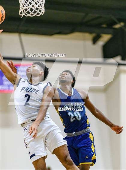 Thumbnail 1 in Henderson Collegiate vs. Wayne Preparatory Academy (Isaac Levy Veterans Day Tournament) photogallery.