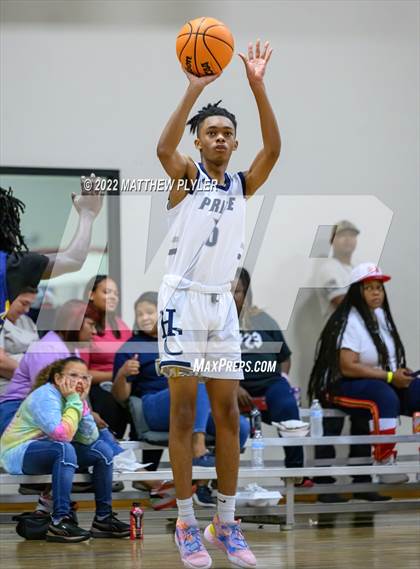 Thumbnail 1 in Henderson Collegiate vs. Wayne Preparatory Academy (Isaac Levy Veterans Day Tournament) photogallery.