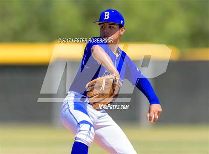 Thumbnail 2 in Bruni vs. D'Hanis (UIL 1A Regional Playoffs) photogallery.