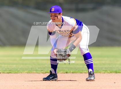 Thumbnail 2 in Bruni vs. D'Hanis (UIL 1A Regional Playoffs) photogallery.