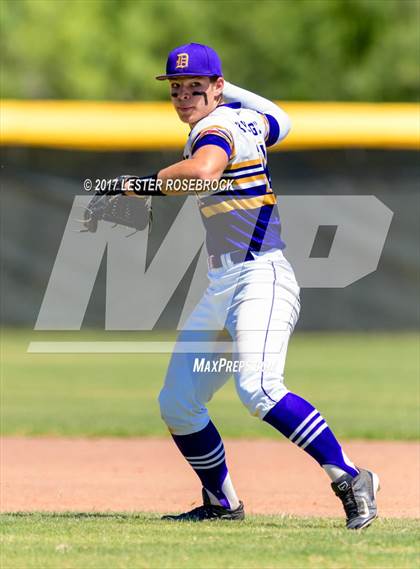 Thumbnail 2 in Bruni vs. D'Hanis (UIL 1A Regional Playoffs) photogallery.