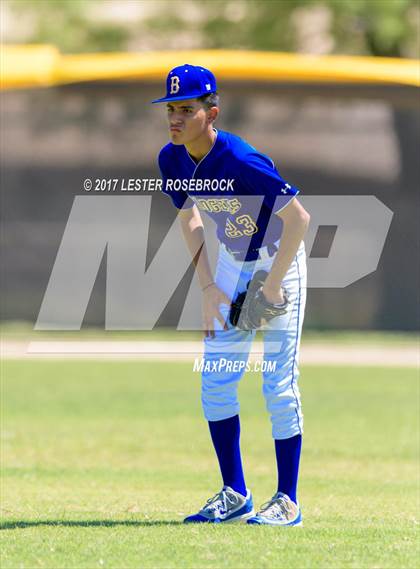 Thumbnail 3 in Bruni vs. D'Hanis (UIL 1A Regional Playoffs) photogallery.