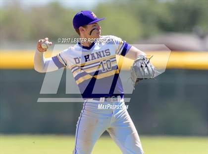 Thumbnail 3 in Bruni vs. D'Hanis (UIL 1A Regional Playoffs) photogallery.