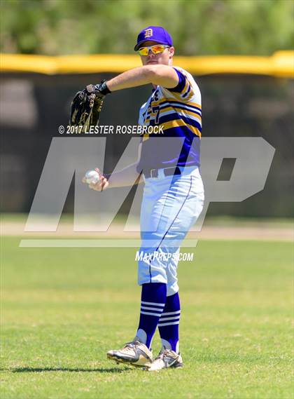 Thumbnail 3 in Bruni vs. D'Hanis (UIL 1A Regional Playoffs) photogallery.