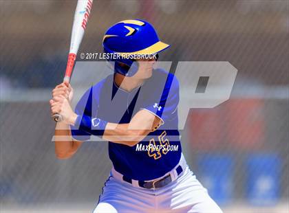 Thumbnail 3 in Bruni vs. D'Hanis (UIL 1A Regional Playoffs) photogallery.