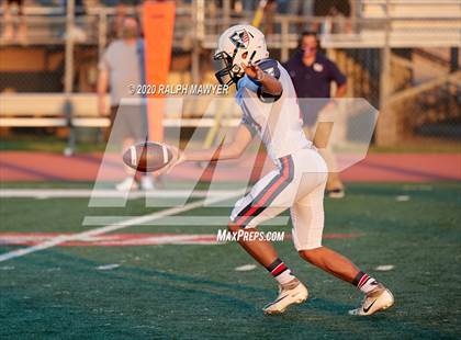 Thumbnail 2 in Veterans Memorial @ Boerne-Champion photogallery.