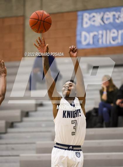 Thumbnail 3 in Bullard vs. Birmingham photogallery.