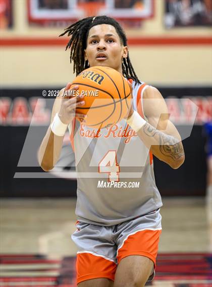 Thumbnail 2 in Red Bank vs. East Ridge (TSSAA 3A District 6 Final) photogallery.