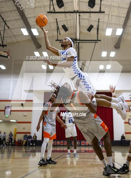 Thumbnail 3 in Red Bank vs. East Ridge (TSSAA 3A District 6 Final) photogallery.