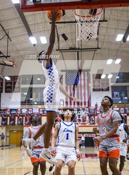 Thumbnail 2 in Red Bank vs. East Ridge (TSSAA 3A District 6 Final) photogallery.