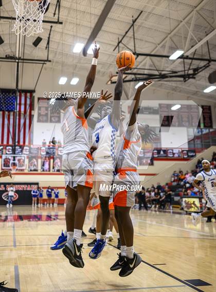 Thumbnail 1 in Red Bank vs. East Ridge (TSSAA 3A District 6 Final) photogallery.