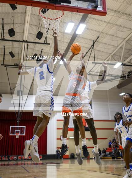 Thumbnail 3 in Red Bank vs. East Ridge (TSSAA 3A District 6 Final) photogallery.