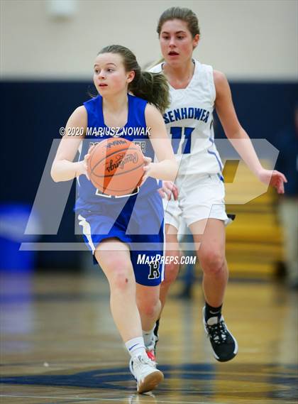 Thumbnail 3 in Utica Eisenhower vs. Rochester (MHSAA District Final) photogallery.