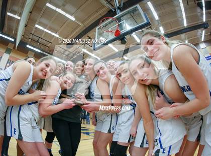 Thumbnail 3 in Utica Eisenhower vs. Rochester (MHSAA District Final) photogallery.