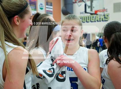 Thumbnail 2 in Utica Eisenhower vs. Rochester (MHSAA District Final) photogallery.