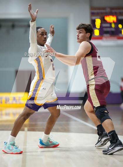 Thumbnail 1 in Evangelical Christian @ DeSoto Central photogallery.