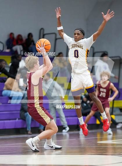 Thumbnail 2 in Evangelical Christian @ DeSoto Central photogallery.