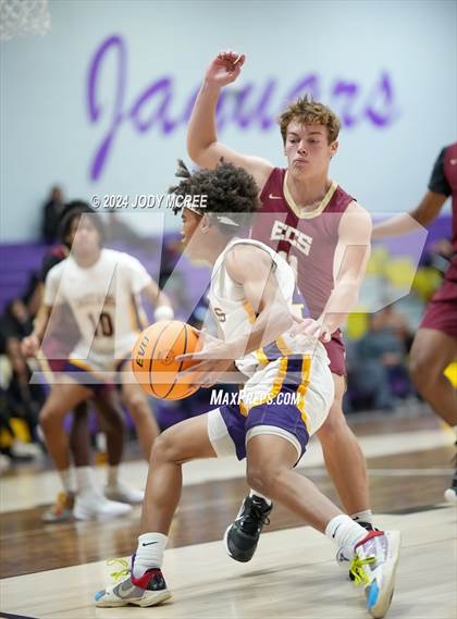 Thumbnail 1 in Evangelical Christian @ DeSoto Central photogallery.