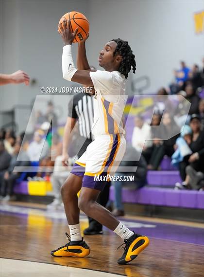 Thumbnail 2 in Evangelical Christian @ DeSoto Central photogallery.