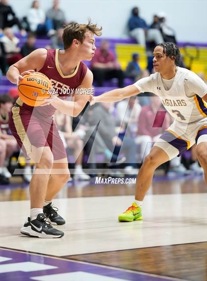 Thumbnail 2 in Evangelical Christian @ DeSoto Central photogallery.