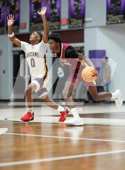 Thumbnail 2 in Evangelical Christian @ DeSoto Central photogallery.