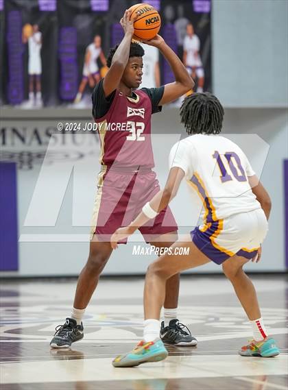 Thumbnail 3 in Evangelical Christian @ DeSoto Central photogallery.