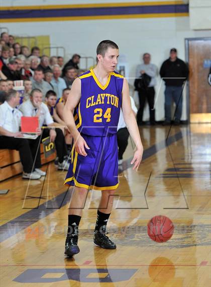 Thumbnail 1 in Thorp @ Clayton (WIAA D5 Regional Final) photogallery.