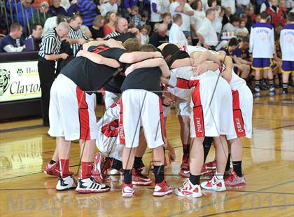 Thumbnail 3 in Thorp @ Clayton (WIAA D5 Regional Final) photogallery.