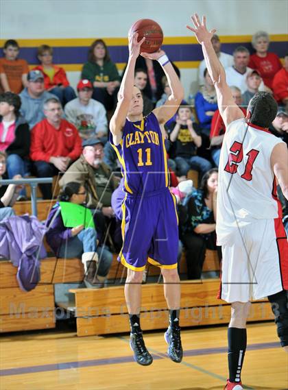 Thumbnail 2 in Thorp @ Clayton (WIAA D5 Regional Final) photogallery.