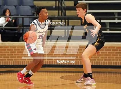 Thumbnail 2 in Life Waxahachie vs Benbrook (Bi District) photogallery.