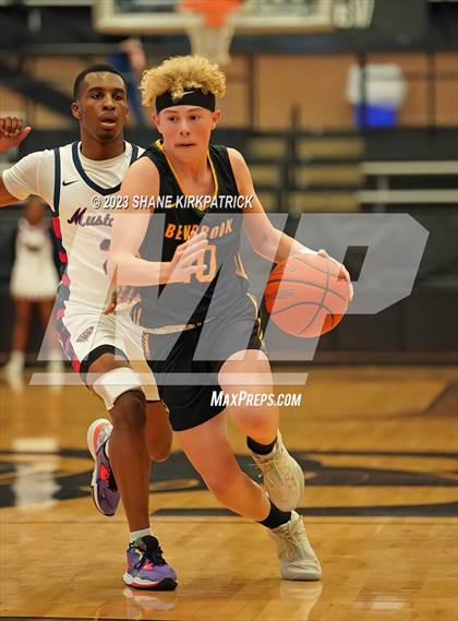 Thumbnail 3 in Life Waxahachie vs Benbrook (Bi District) photogallery.