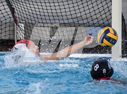 Thumbnail 2 in Etiwanda vs. Upland photogallery.