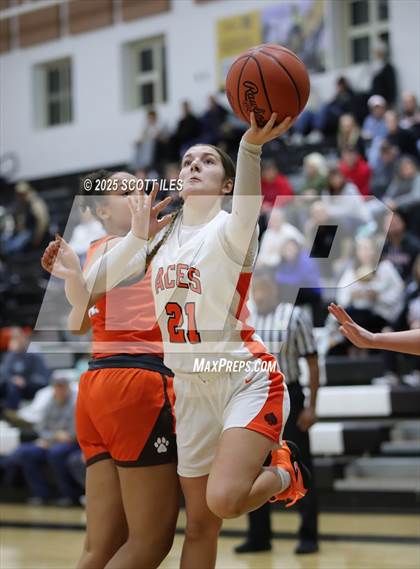 Thumbnail 3 in Heath @ Amanda-Clearcreek photogallery.