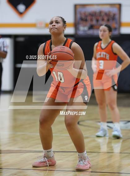 Thumbnail 2 in Heath @ Amanda-Clearcreek photogallery.