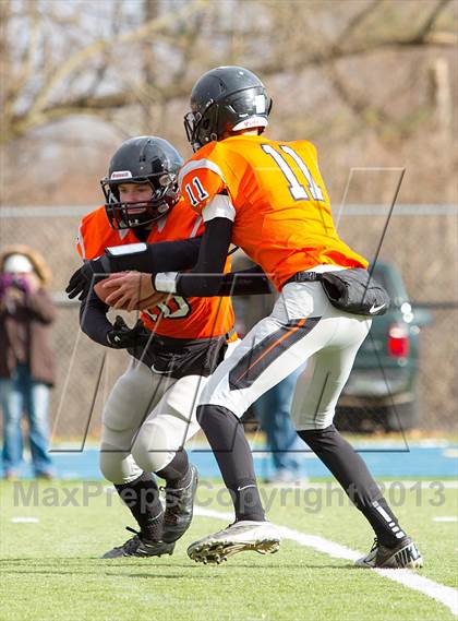 Thumbnail 2 in Homer vs Detroit Loyola (MHSAA D7 Semifinal) photogallery.