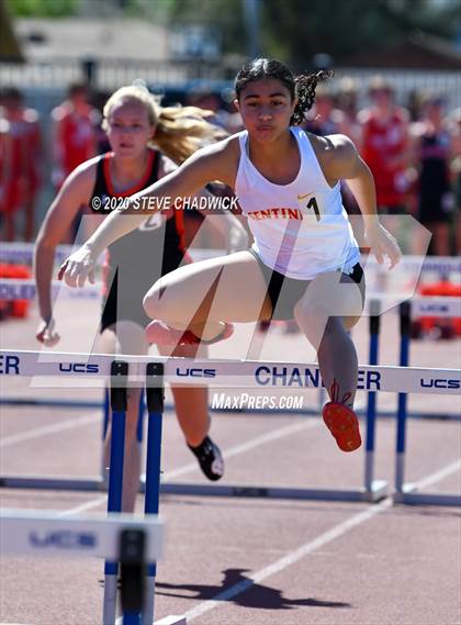 Thumbnail 1 in 5th Annual Small School Invitational (100m Hurdles) photogallery.