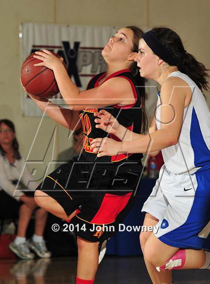 Thumbnail 3 in Desert Christian Academy vs. Palm Valley (MaxPreps Holiday Classic) photogallery.