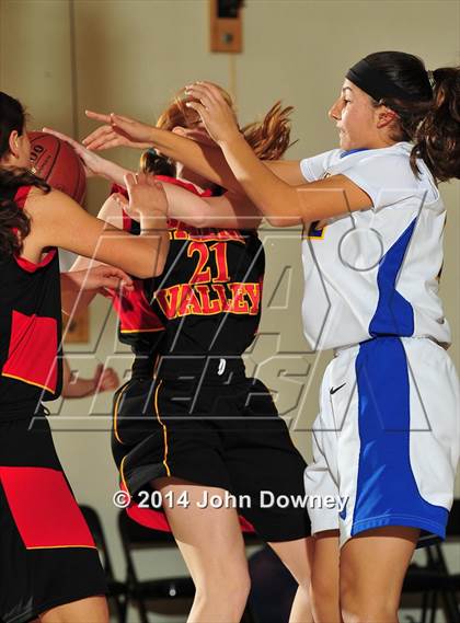 Thumbnail 1 in Desert Christian Academy vs. Palm Valley (MaxPreps Holiday Classic) photogallery.