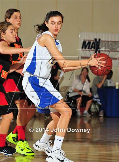 Thumbnail 3 in Desert Christian Academy vs. Palm Valley (MaxPreps Holiday Classic) photogallery.