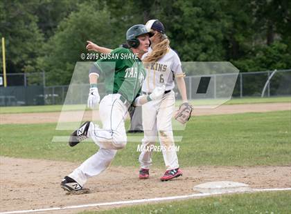 Thumbnail 3 in Tahanto Regional vs. Hopkins Academy (MIAA Division 4 Semifinal) photogallery.