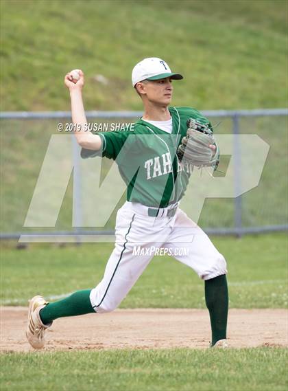 Thumbnail 1 in Tahanto Regional vs. Hopkins Academy (MIAA Division 4 Semifinal) photogallery.