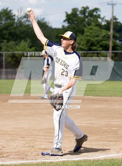 Thumbnail 2 in Tahanto Regional vs. Hopkins Academy (MIAA Division 4 Semifinal) photogallery.