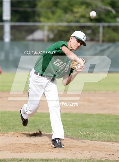 Thumbnail 1 in Tahanto Regional vs. Hopkins Academy (MIAA Division 4 Semifinal) photogallery.