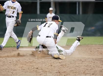 Thumbnail 3 in Tahanto Regional vs. Hopkins Academy (MIAA Division 4 Semifinal) photogallery.